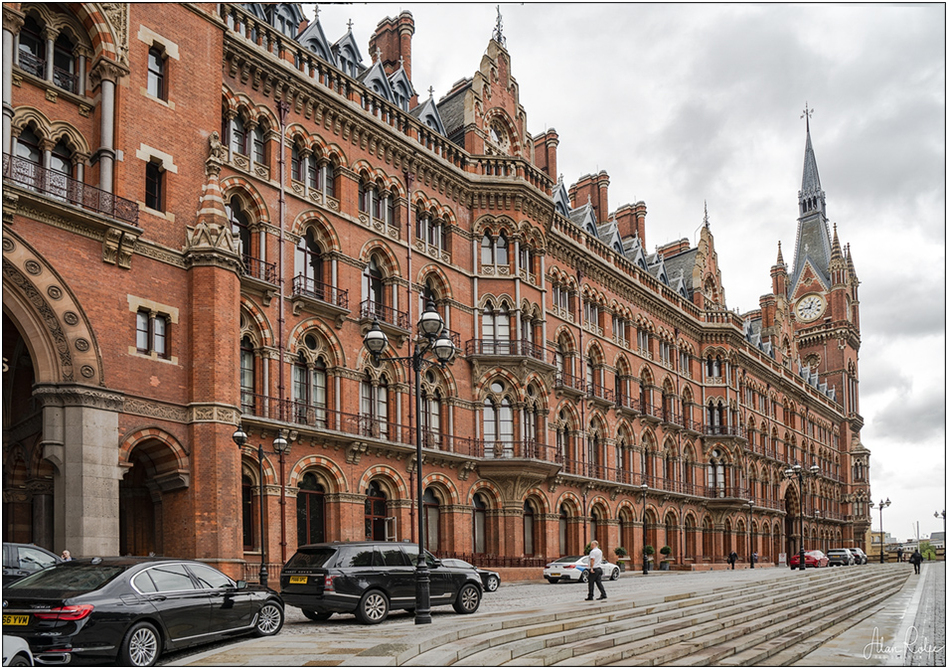 St Pancras International